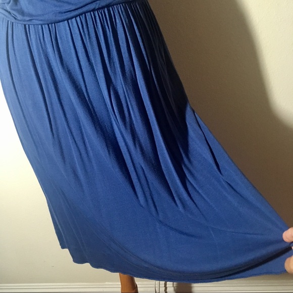 Banana Republic Ash Blue super soft midi dress - Picture 5 of 8